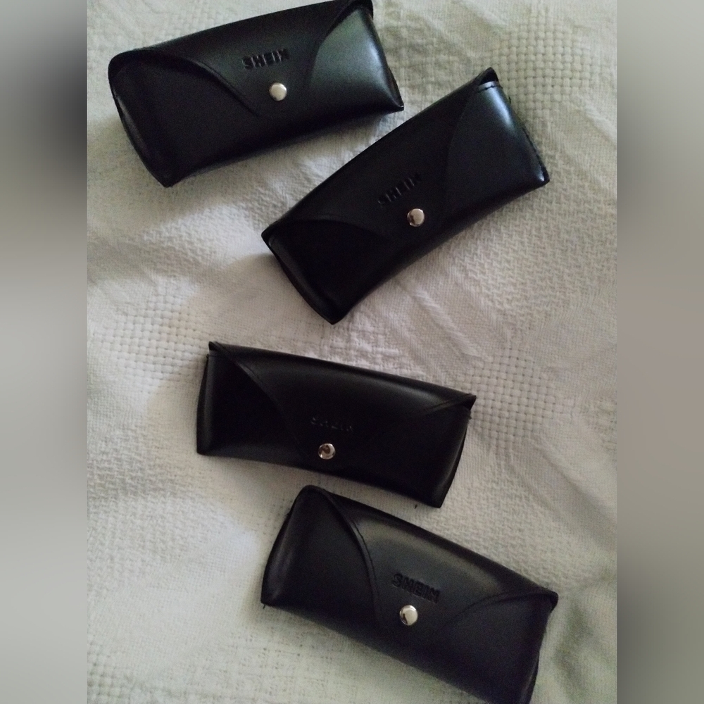SHEIN Black Sunglasses Case Set